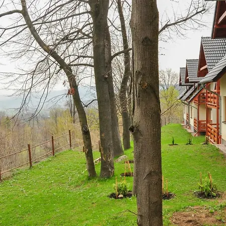 Karpatka 2 Przy Wyciagu Narciarskim 4 Dwie Lazinki *