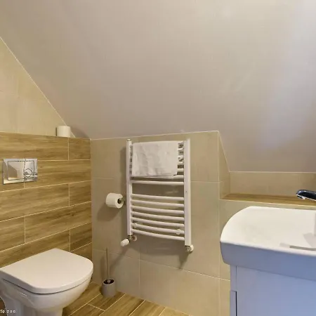 Apartment Domek Karpatka 2 Przy Wyciagu Narciarskim 4 Pokoje Dwie Lazinki Karpacz