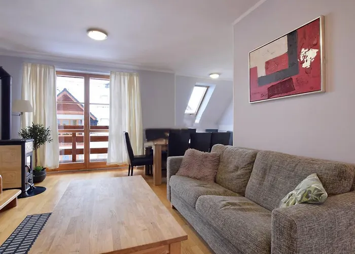 Karpatka 2 Przy Wyciagu Narciarskim 4 Dwie Lazinki Апартаменты *