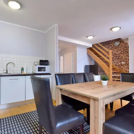 Domek Karpatka 2 Przy Wyciagu Narciarskim 4 Pokoje Dwie Lazinki *