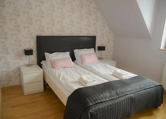 Domek Karpatka 2 Przy Wyciagu Narciarskim 4 Pokoje Dwie Lazinki Apartment