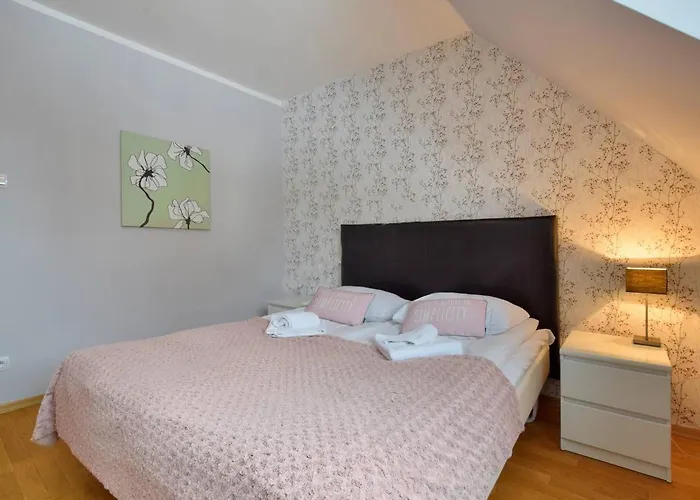 Apartment Domek Karpatka 2 Przy Wyciagu Narciarskim 4 Pokoje Dwie Lazinki