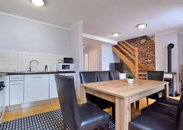 Domek Karpatka 2 Przy Wyciagu Narciarskim 4 Pokoje Dwie Lazinki *